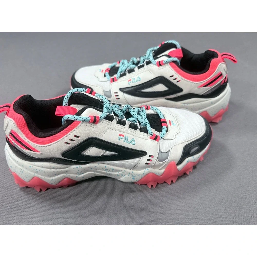 FILA Oakmont TR Womens Hiking Sneaker Size 7.5 White Pink Blue - Pristine